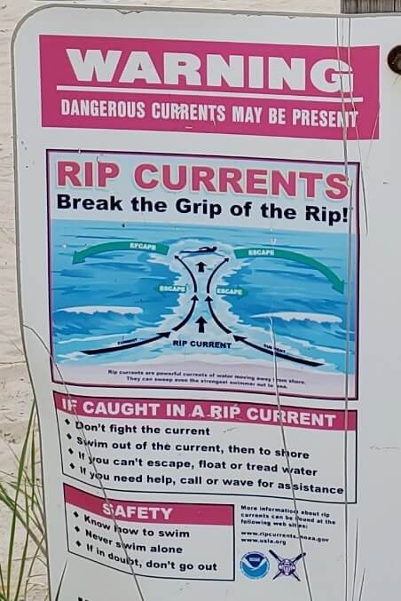 North Beach, Lake Michigan swimming beaches in South Haven. safety. michigan travel blog