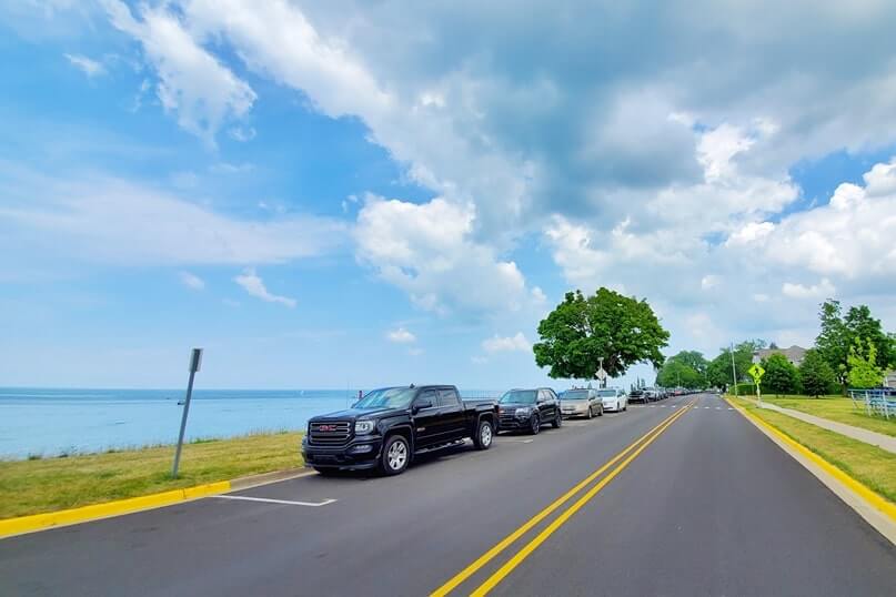 Getting to South Haven beaches. Driving to South Beach. South Beach access. free street parking. south haven, michigan travel blog