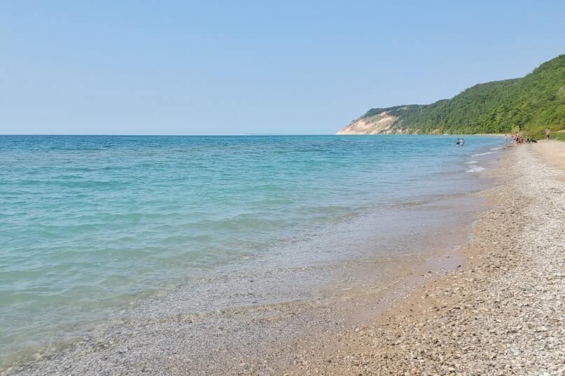 Lake Michigan. Things to do in Sleeping Bear Dunes: esch beach. michigan travel blog
