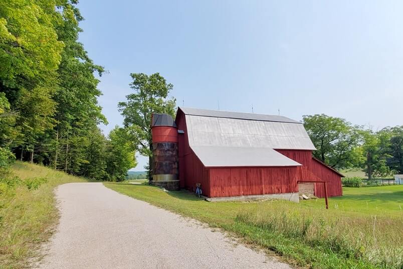 Things to do in Sleeping Bear Dunes: port oneida rural district farm. michigan travel blog