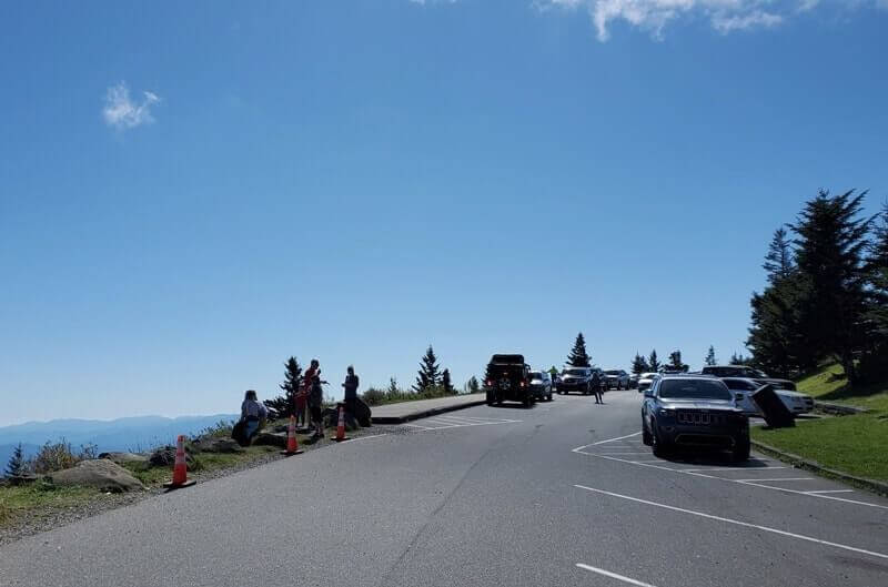How to get to Clingmans Dome parking lot. Driving to end of Clingmans Dome Road. smoky mountains travel blog
