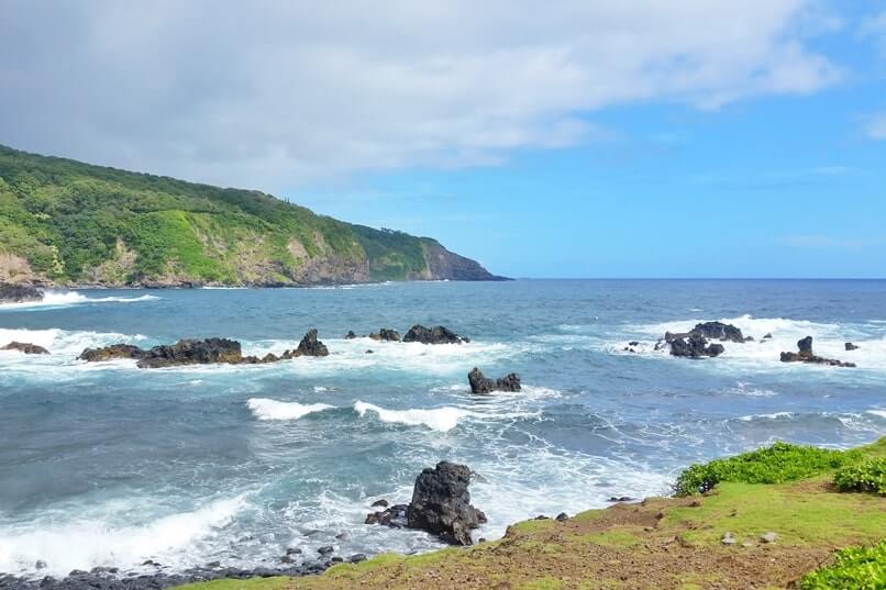 Huialoha Church, mokulau islets. maui hawaii travel blog