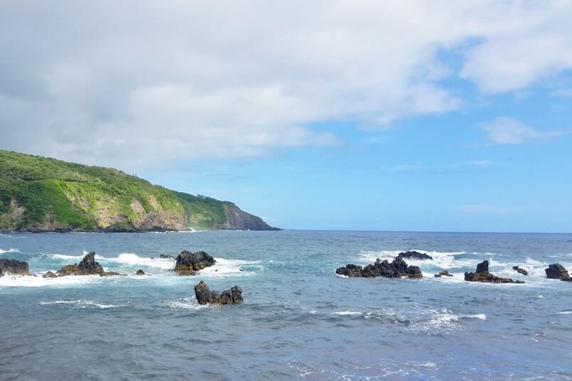 Huialoha Church, mokulau islets. maui hawaii travel blog