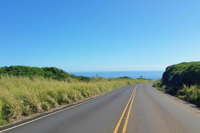 Driving from Nakalele Blowhole parking. maui hawaii travel blog