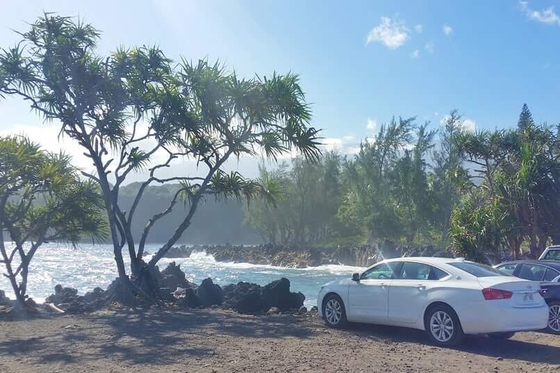 Driving Keanae Road. Keanae Lookout parking. Keanae Peninsula parking. best road to hana stops for views. maui hawaii travel blog