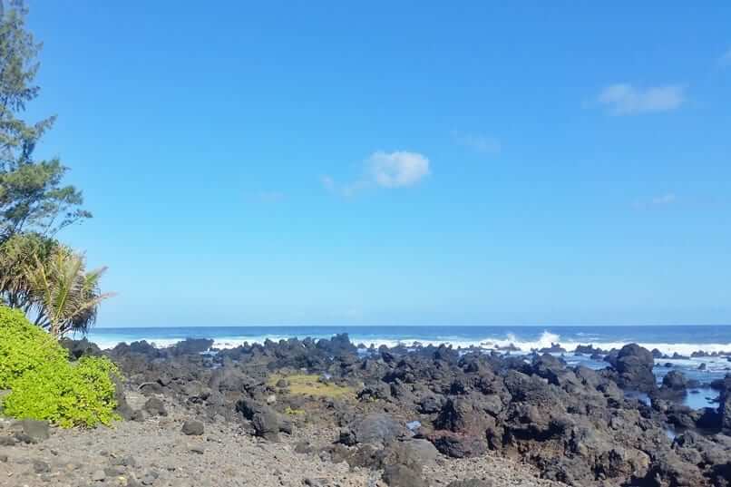 Keanae Lookout viewpoint. Keanae Point coastal lava flows. maui hawaii travel blog