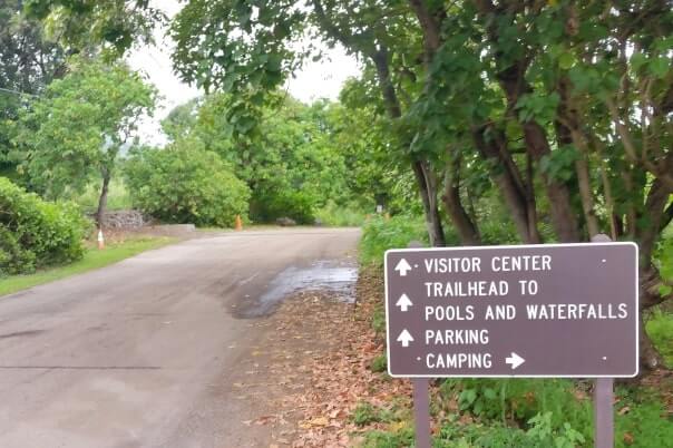 Pipiwai Trail parking lot: haleakala national park kipahulu parking. maui hawaii travel blog