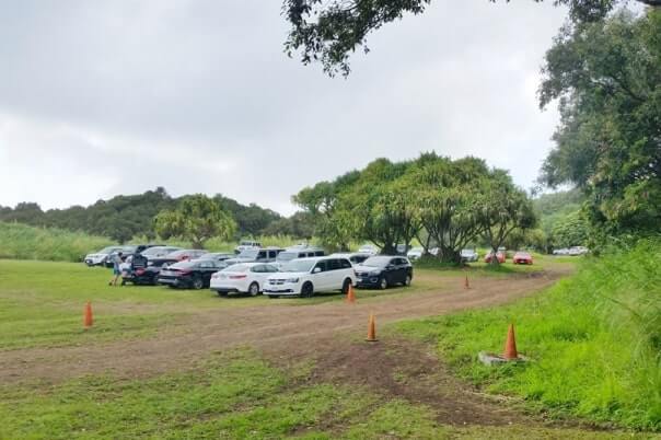 Pipiwai Trail parking lot: haleakala national park kipahulu parking. maui hawaii travel blog