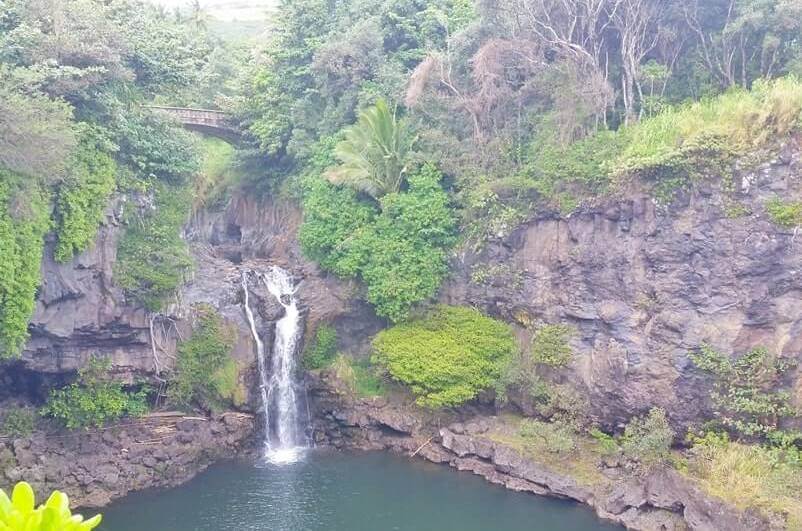 Best hikes in Haleakala National Park. haleakala hiking trails. haleakala coastal kipahulu hiking. kuloa point trail. haleakala waterfalls hiking. maui hawaii travel blog