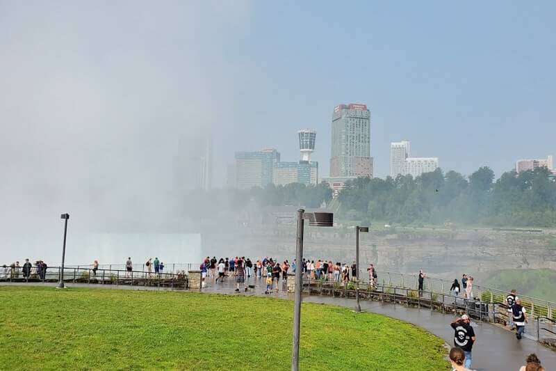 hike down trail to Terrapin Point, Goat Island, Niagara Falls, NY, USA. new york travel blog