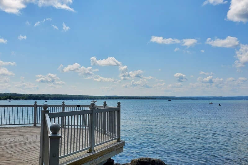Canandaigua Lake overlook trail. walking, running, biking. Things to do in Canandaigua NY: kershaw park. finger lakes new york travel blog