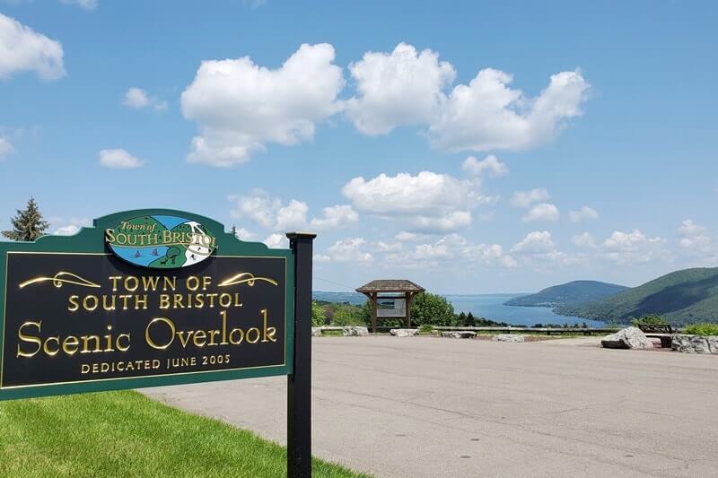 Canandaigua Lake scenic overlook: south bristol scenic overlook. Things to do in Canandaigua NY: kershaw park. finger lakes new york travel blog