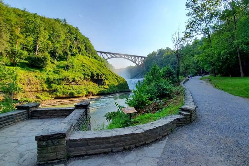 Upper Falls overlook trail, letchworth state park.Upper Falls parking. Upper Falls trailhead. letchworth gorge trail. waterfalls under the bridge. new york travel blog