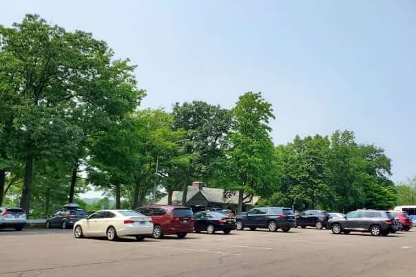 Whirlpool scenic overlook trailhead parking. getting to whirlpool state park. new york travel blog