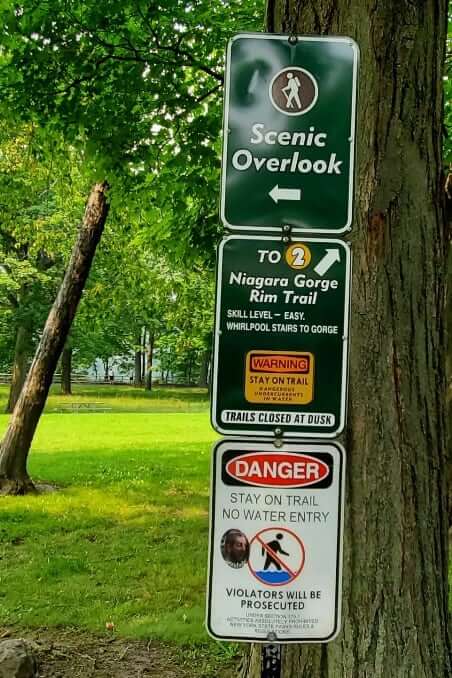 Whirlpool scenic overlook trail start. where to start niagara gorge rim trail. new york travel blog