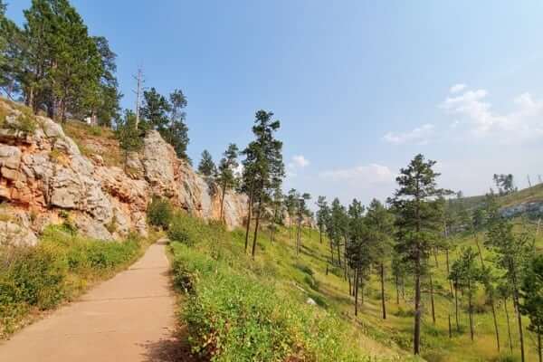 Hiking the Canyons Trail from natural entrance of Jewel Cave. south dakota travel blog