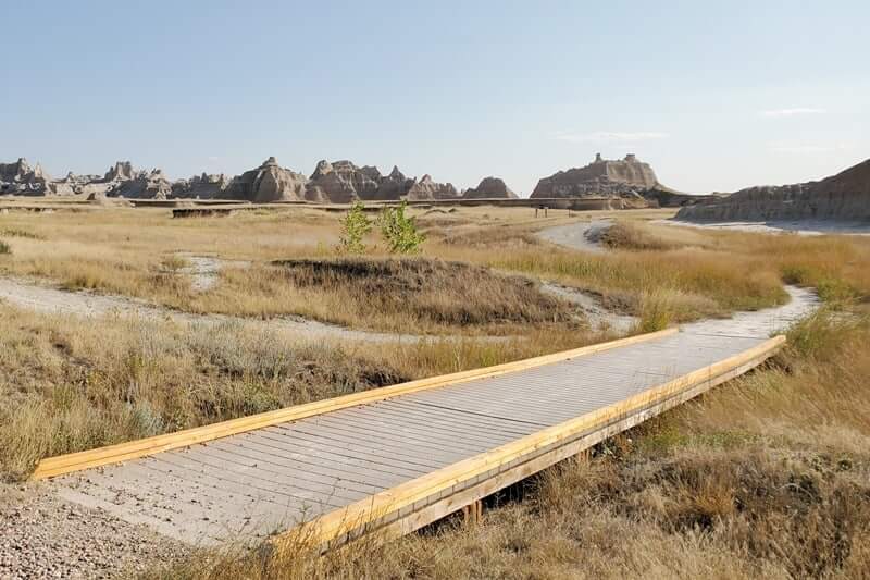 Where to start hiking the castle trail from old northeast road parking. badlands national park. south dakota travel blog