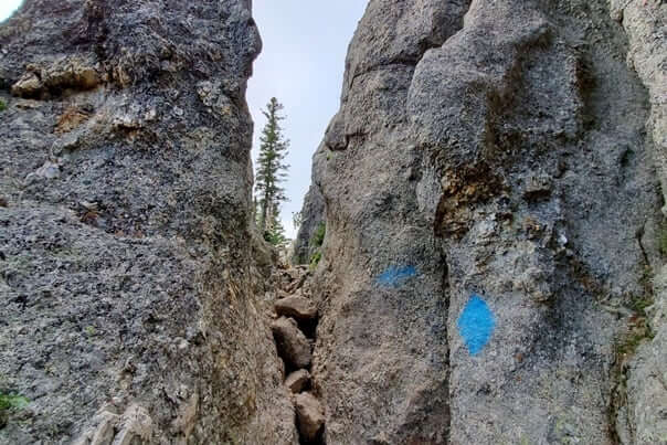 Custer State Park hiking: little devils tower trail. black hills hiking. south dakota travel blog