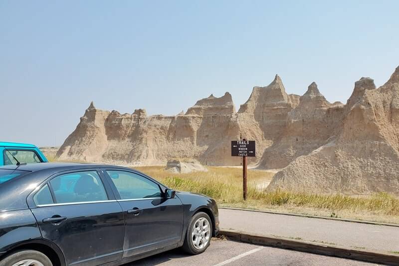 Getting to Door Trail parking lot. Driving badlands loop road. south dakota travel blog