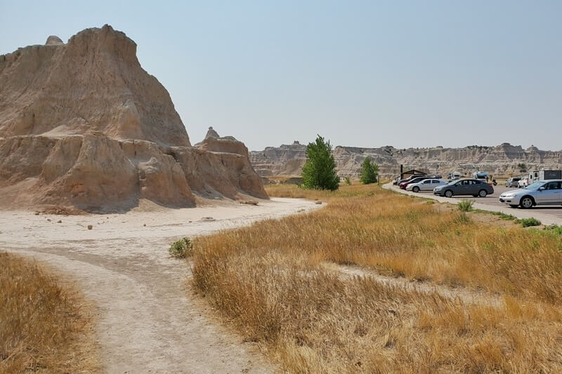 hikes near Door Trail parking lot. south dakota travel blog