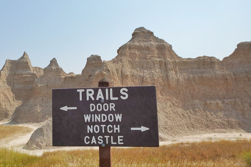 Getting to Window Trailhead parking lot. How to hike window trail. Where to start window trail. Driving badlands loop road. south dakota travel blog