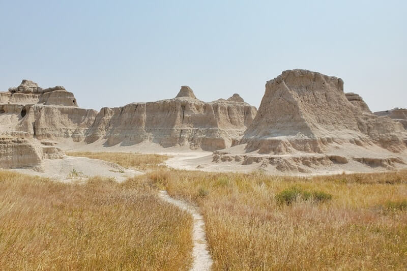 hikes near window trail parking lot. badlands national park. south dakota travel blog