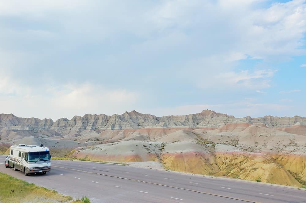 Where to see yellow badlands in South Dakota: Scenic drive along Badlands Loop Road in Badlands National Park. sd travel blog