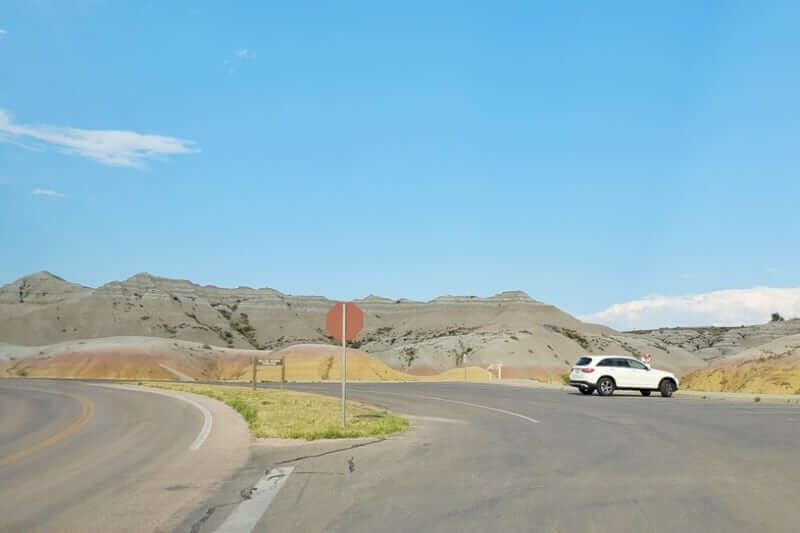 Getting to yellow mounds overlook parking. south dakota travel blog