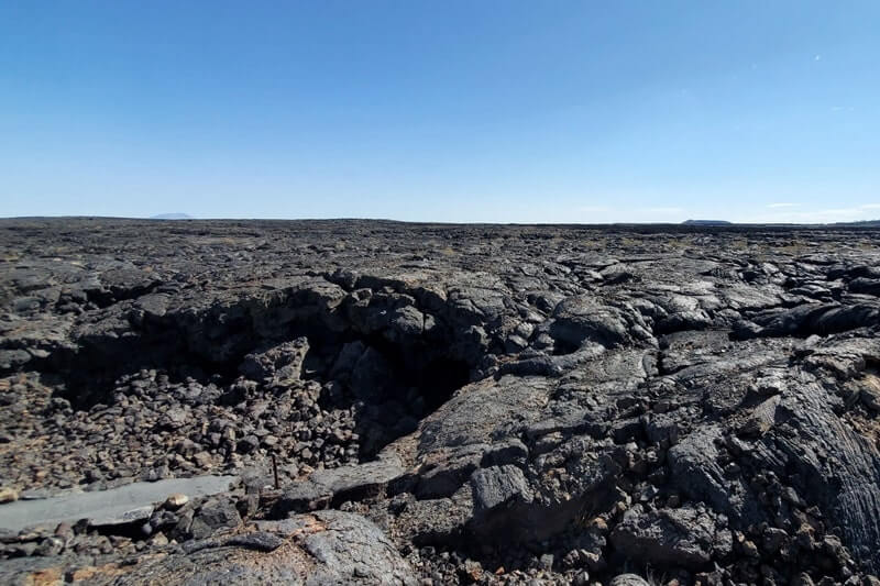 Beauty Cave: Where to see a lava tube in Idaho. Craters of the moon lava tube. Craters of the moon caves in Idaho. idaho travel blog
