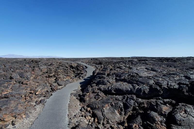 Getting to Beauty Cave: Caves Trail to boy scout Cave to Beauty Cave. craters of the moon. idaho travel blog