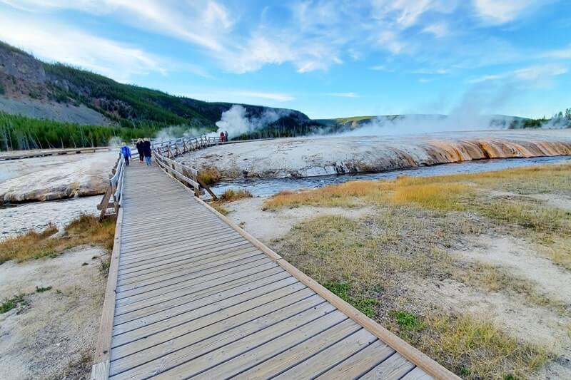 Black Sand Basin Trail in Yellowstone National Park. wyoming travel blog
