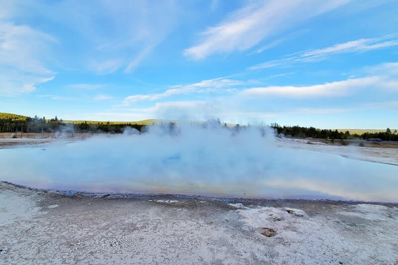 Black Sand Basin weather. yellowstone steam. wyoming travel blog