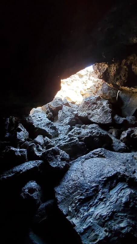 Boy Scout Cave: Where to see a lava tube in Idaho. Craters of the moon lava tube. Craters of the moon caves in Idaho. idaho travel blog