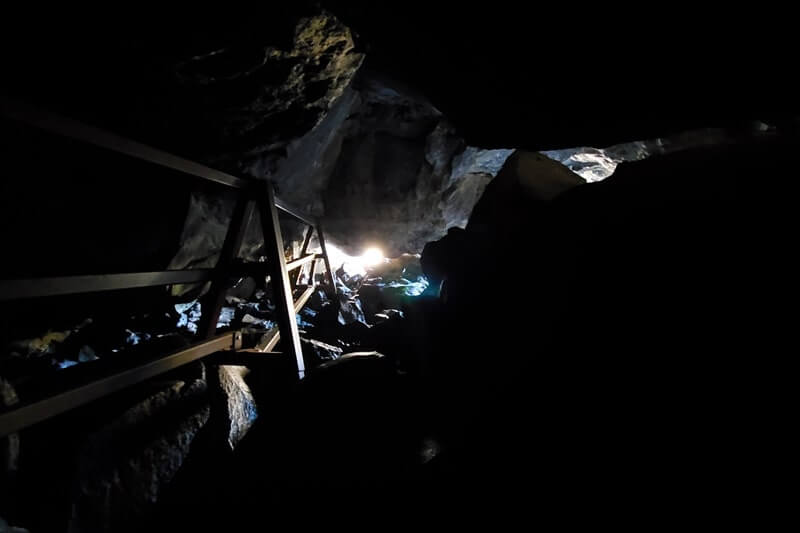 boy scout cave opening. lava tube in craters of the moon. idaho travel blog