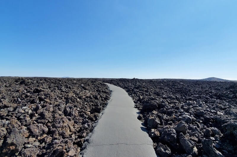 Getting to Boy Scout Cave: Caves Trail to Boy Scout Cave. craters of the moon. idaho travel blog