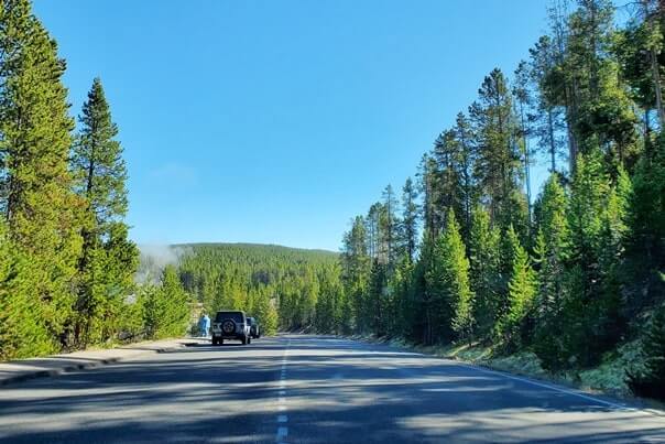 Firehole spring overlook parking. Driving Firehole Lake Drive to Firehole Spring. yellowstone wyoming travel blog