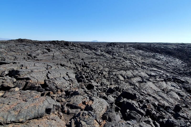 Indian Tunnel lava fields trail. craters of the moon tunnel trail. idaho travel blog