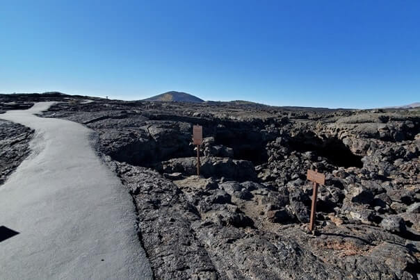 Getting to Indian Tunnel: Caves Trail to Dewdrop Cave to Indian Tunnel. craters of the moon. idaho travel blog