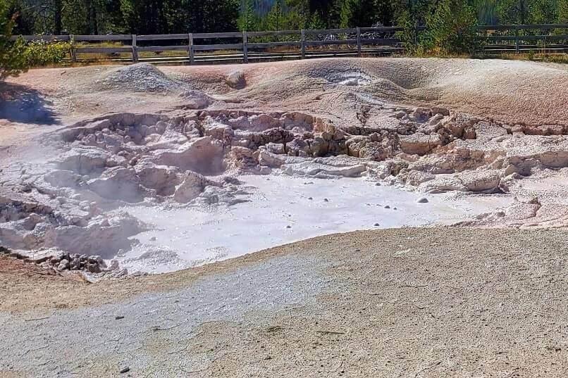 Fountain Paint Pot Trail to fountain paint pots to Leather Pool. yellowstone wyoming travel blog