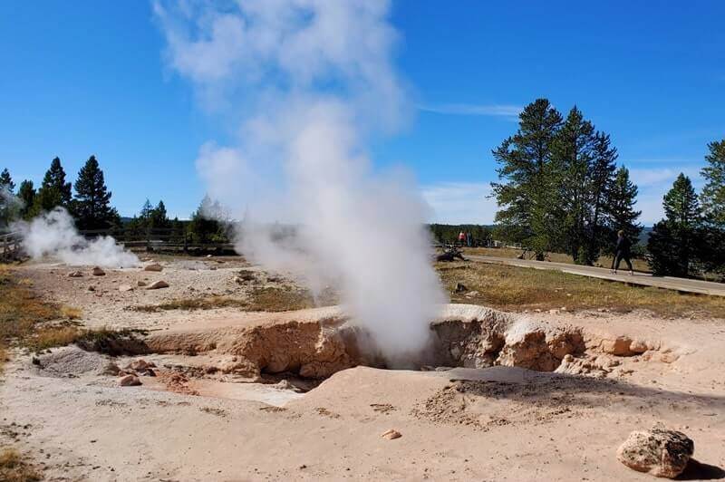 Fountain Paint Pot Trail to Red Spouter to Leather Pool. yellowstone wyoming travel blog