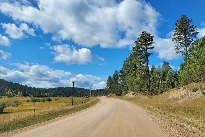 driving route from Mount Rushmore to savoy to spearfish canyon to Devils Tower. south dakota to wyoming