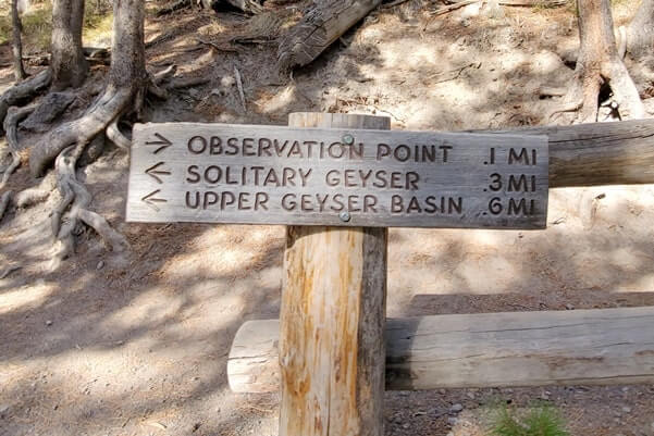 Hiking to Solitary Geyser: observation point trail to solitary geyser. yellowstone geyser hiking. wyoming travel blog