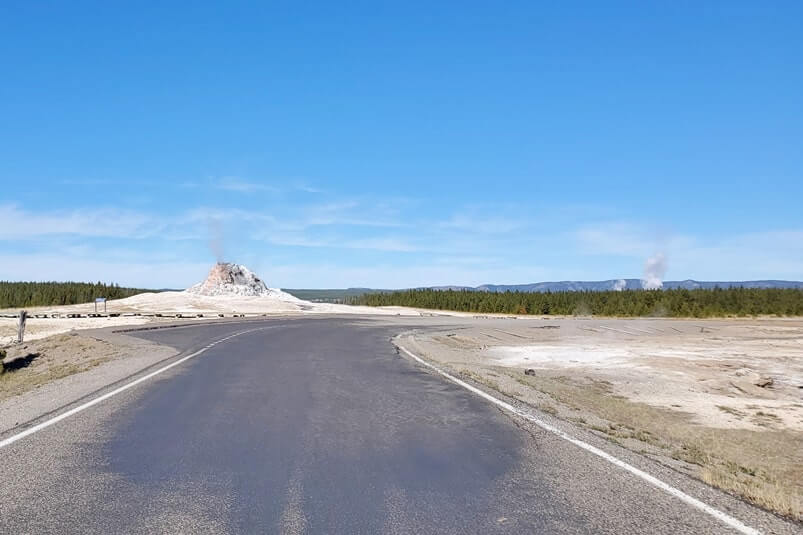 Driving Firehole Lake Drive to white dome geyser. yellowstone wyoming travel blog