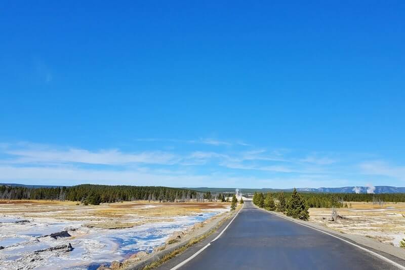 Driving Firehole Lake Drive to white dome geyser. yellowstone wyoming travel blog