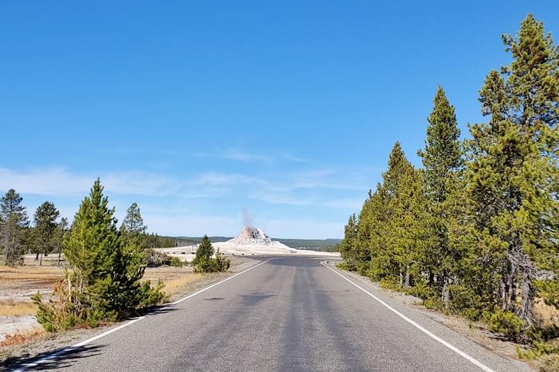 Driving Firehole Lake Drive to white dome geyser. yellowstone wyoming travel blog