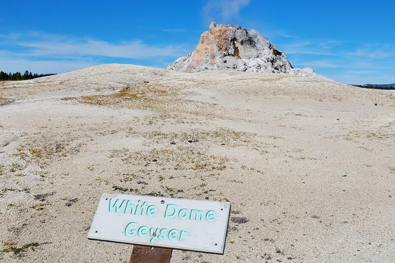 White Dome Geyser in Yellowstone National Park. geysers in Yellowstone. Yellowstone steam. wyoming travel blog