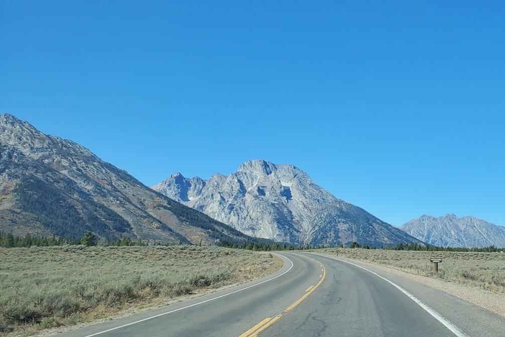 Driving the Teton Park Road to cascade canyon turnout. grand teton scenic loop drive. wyoming travel blog