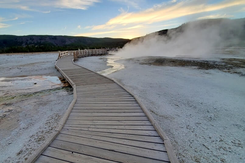 biscuit basin trail to sapphire pool in yellowstone national park. wyoming travel blog