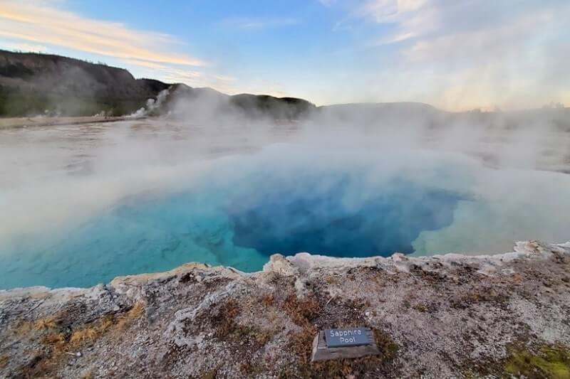 biscuit basin trail to sapphire pool. yellowstone wyoming travel blog