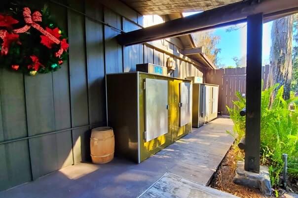 where to buy ice at fort wilderness campground store. meadow trading post ice. Disney World campground ice. florida travel blog